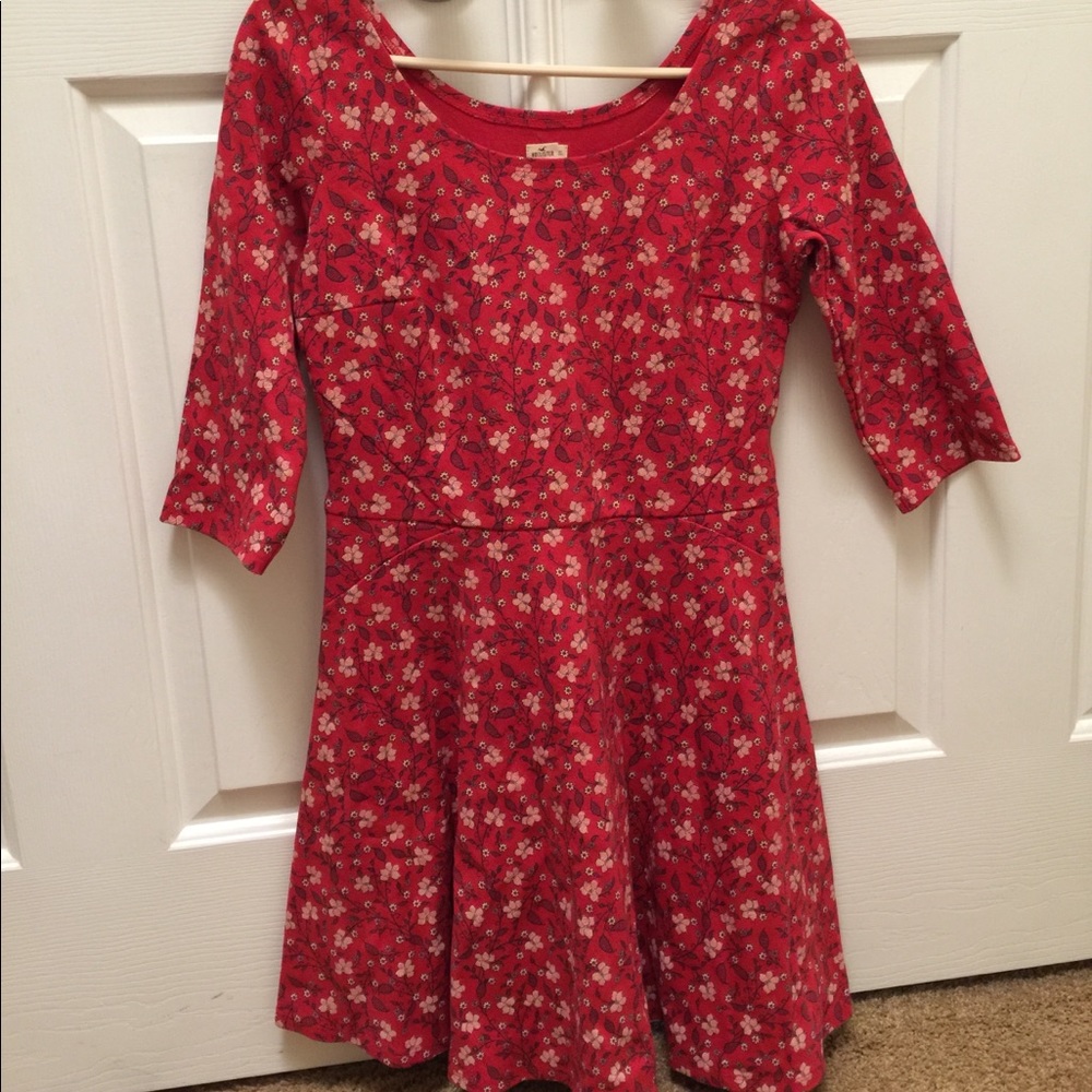 Hollister 1/2 sleeve red dress